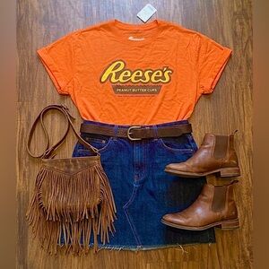 NWT Reese’s Peanut Butter Cups Cropped Tee